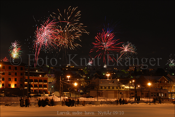 Larvik, indre havn. Nyttr 09/10. -  Foto: Knut Ekanger